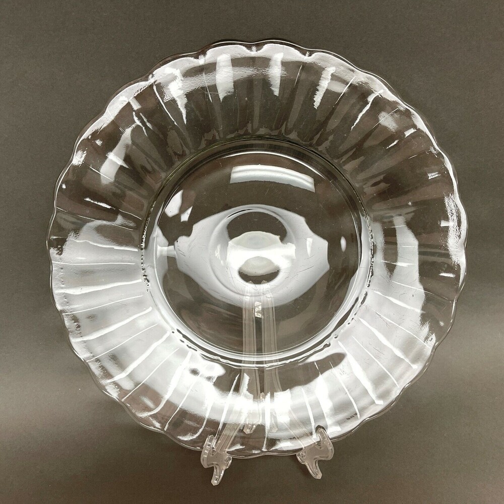 Clear Glass Cake Plate Serving Tray Round 14 1/8" Across